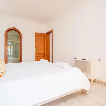 Villalonga Vila *